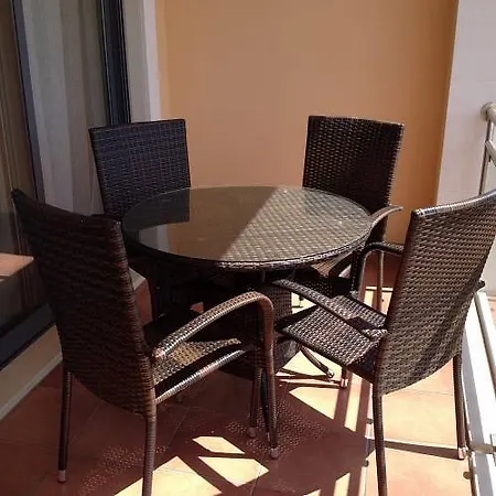 Oceanus Jardim Apartment